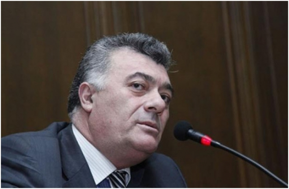 Մորթվելուց առաջ կատաղած ոչխարին հատուկ պահվածք